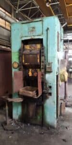 Presse à genouillère Barnaul K8336 - 400 tonne (Photo 1)