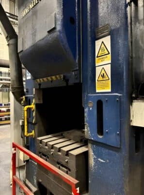 Presse à vis Hasenclever FPRN 400 - 1600 tonne (Photo 4)