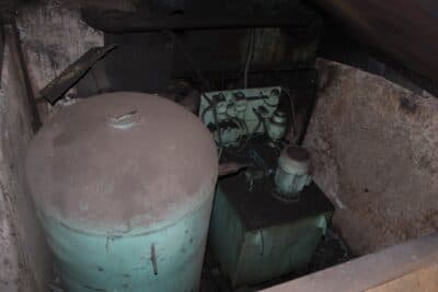 Presse d'ébavurage TMP Voronezh K2538 - 630 tonne (Photo 4)
