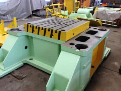 Presse d'ébavurage Kuzlitmash KB9536 - 400 tonne (Photo 9)