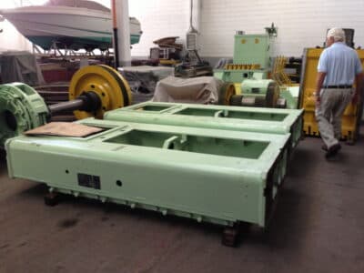 Presse d'ébavurage Kuzlitmash KB9536 - 400 tonne (Photo 5)