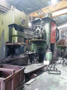 Presse de forgeage à chaud TMP Voronezh KB8544 - 2500 tonne (Photo 1)