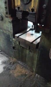 Presse à genouillère Barnaul KB8336 - 400 tonne (Photo 3)