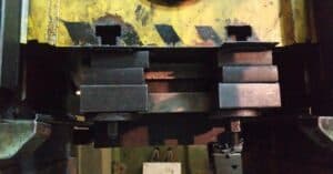 Presse à genouillère Barnaul KB8336 - 400 tonne (Photo 9)