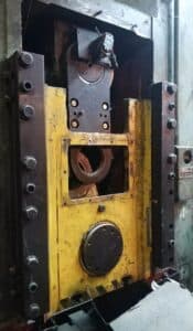 Presse à genouillère Barnaul KB8336 - 400 tonne (Photo 25)