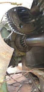 Presse d'ébavurage TMP Voronezh KA2534 - 250 tonne (Photo 3)
