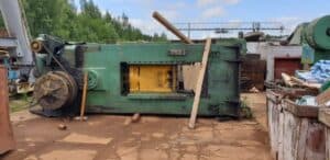 Presse d'ébavurage TMP Voronezh KA2534 - 250 tonne (Photo 6)