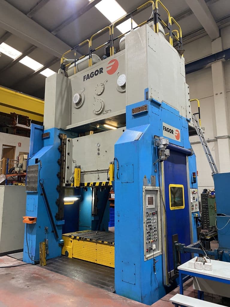 Presse d'estampage de tôles Fagor EM-400 - 400 tonne