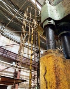 Presse de forgeage en matrice ouverte Dnepropress PB1341 - 1250 tonne (Photo 3)