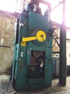 Presse de forgeage à chaud Smeral LKM 1000 - 1000 tonne ID: 75095