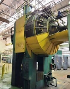 Presse de forgeage à chaud TMP Voronezh AKKB8040 - 1000 tonne (Photo 1)
