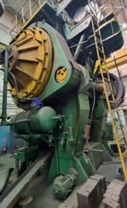 Presse de forgeage à chaud TMP Voronezh K8544 - 2500 tonne (Photo 3)