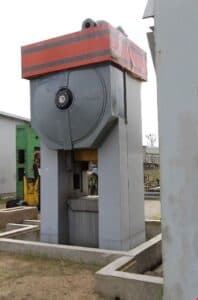 Presse de forgeage à chaud Smeral LKM 1000 - 1000 tonne (Photo 4)