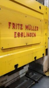 Presse hydraulique Muller ZE 250/315 - 315 tonne (Photo 2)