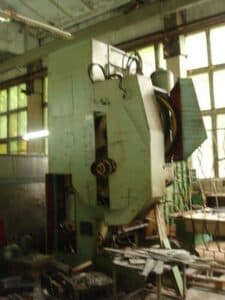 Presse de forgeage à froid Barnaul K0034 - 250 tonne (Photo 1)