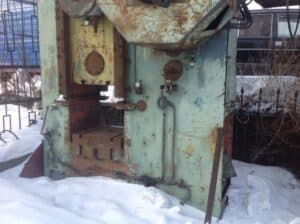 Presse à genouillère Barnaul KB8338 - 630 tonne ID: 75135