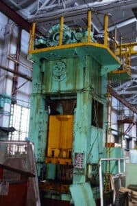 Presse d'ébavurage TMP Voronezh KG2538 - 630 tonne ID: 75189