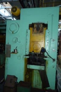 Presse à genouillère Barnaul KB8336 - 400 tonne (Photo 1)