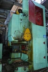 Presse de forgeage à froid Barnaul AC5100 - 400 tonne (Photo 3)