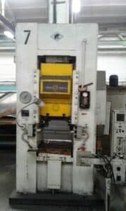 Presse à genouillère Barnaul K8336 - 400 tonne ID: 75699