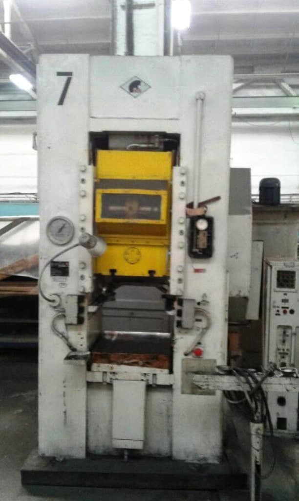 Presse à genouillère Barnaul K8336 - 400 tonne