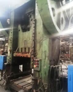 Presse d'ébavurage TMP Voronezh K969C - 1000 tonne (Photo 6)