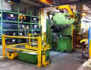 Presse d'estampage Muller Weingarten HUQ 400 22 F - 400 tonne (Photo 5)