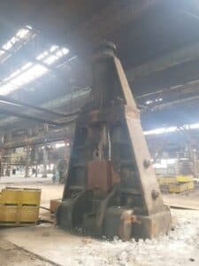 Marteau de forge SKMZ Kramatorsk M2147 - 5 tonne (Photo 8)