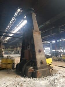 Marteau de forge SKMZ Kramatorsk M2147 - 5 tonne (Photo 4)