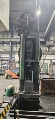 Presse d'ébavurage Smeral LKO 315 - 315 tonne (Photo 3)