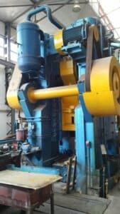 Presse de forgeage à chaud Rovetta F1500 - 1500 tonne (Photo 2)