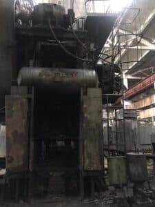 Presse de forgeage à chaud TMP Voronezh K04.038.842 - 1600 tonne (Photo 6)