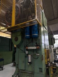 Presse à genouillère Kieserling KKPR 1600 - 1600 tonne (Photo 5)