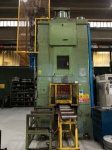 Presse à genouillère Kieserling KKPR 1600 - 1600 tonne (Photo 6)