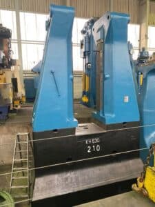 Marteau de forgeage hydraulique Lasco KH 630 - 6300 kgm (Photo 6)