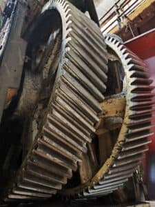Presse à genouillère Barnaul K8340 - 1000 tonne (Photo 2)