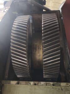 Presse à genouillère Barnaul K8340 - 1000 tonne (Photo 4)