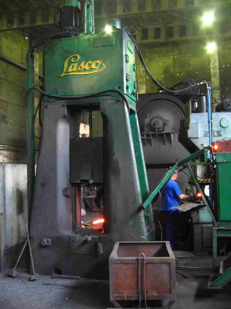 Marteau de forgeage hydraulique Lasco KH 125 - 1250 kgm
