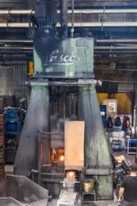 Marteau de forgeage hydraulique Lasco KH 50 - 5000 kgm (Photo 7)