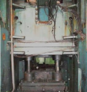 Presse de forgeage à chaud TMP Voronezh KB8046 - 4000 tonne (Photo 2)