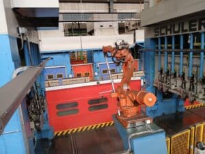 Ligne d'estampage Schuler G2 - 3800 tonne (Photo 10)