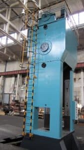 Presse d'ébavurage Erfurt PKZ 800/1000 - 800 tonne ID: 75714
