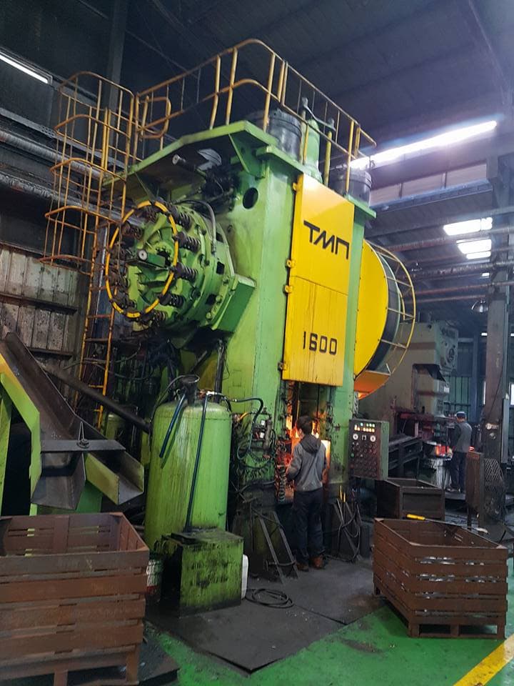Presse de forgeage à chaud TMP Voronezh K04.038.842 - 1600 tonne