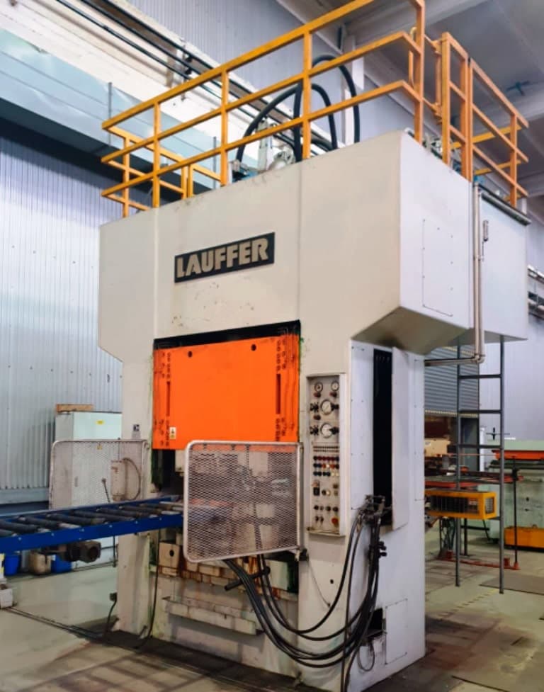 Presse hydraulique Lauffer RA500 - 500 tonne