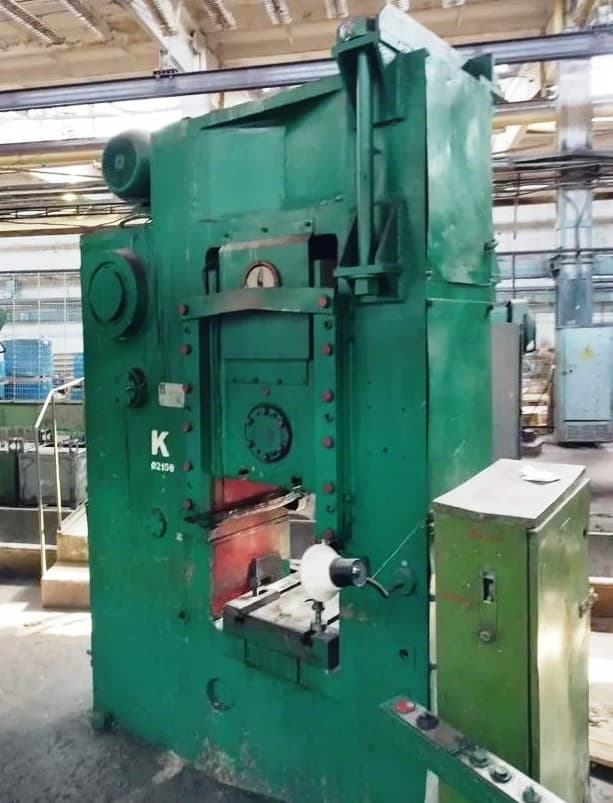Presse à genouillère Barnaul KB8336 - 400 tonne