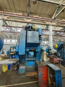 Presse à genouillère Barnaul K8340 - 1000 tonne ID: 76328