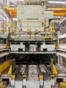 Presse d'estampage Komatsu E4T1700 - 1700 tonne (Photo 1)
