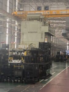 Presse d'estampage Komatsu E4T1700 - 1700 tonne (Photo 4)