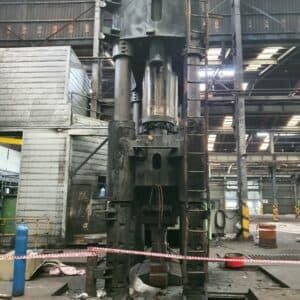Presse de forgeage en matrice ouverte Seonam 2500 MT - 2500 tonne (Photo 6)
