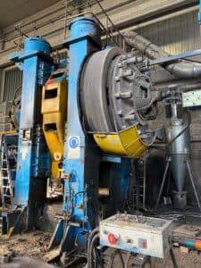 Presse de forgeage à chaud TMP Voronezh KB8042 - 1600 tonne ID: 75720